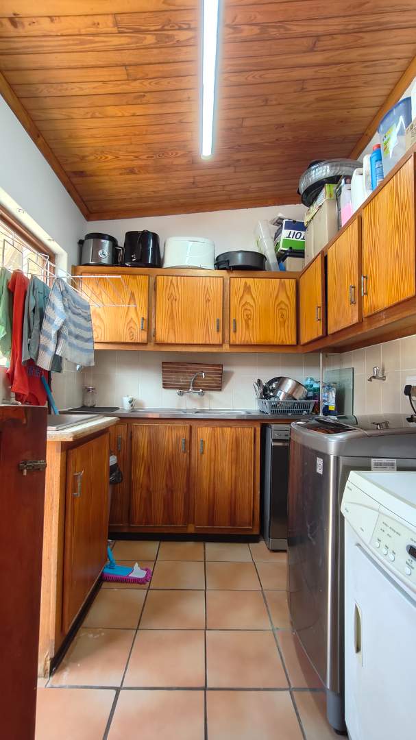 5 Bedroom Property for Sale in Dana Bay Western Cape